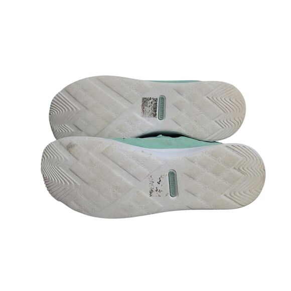 Nurture Jaquee Perforated Suede Sneakers Lotus Green SZ 7.5 - Picture 6 of 10